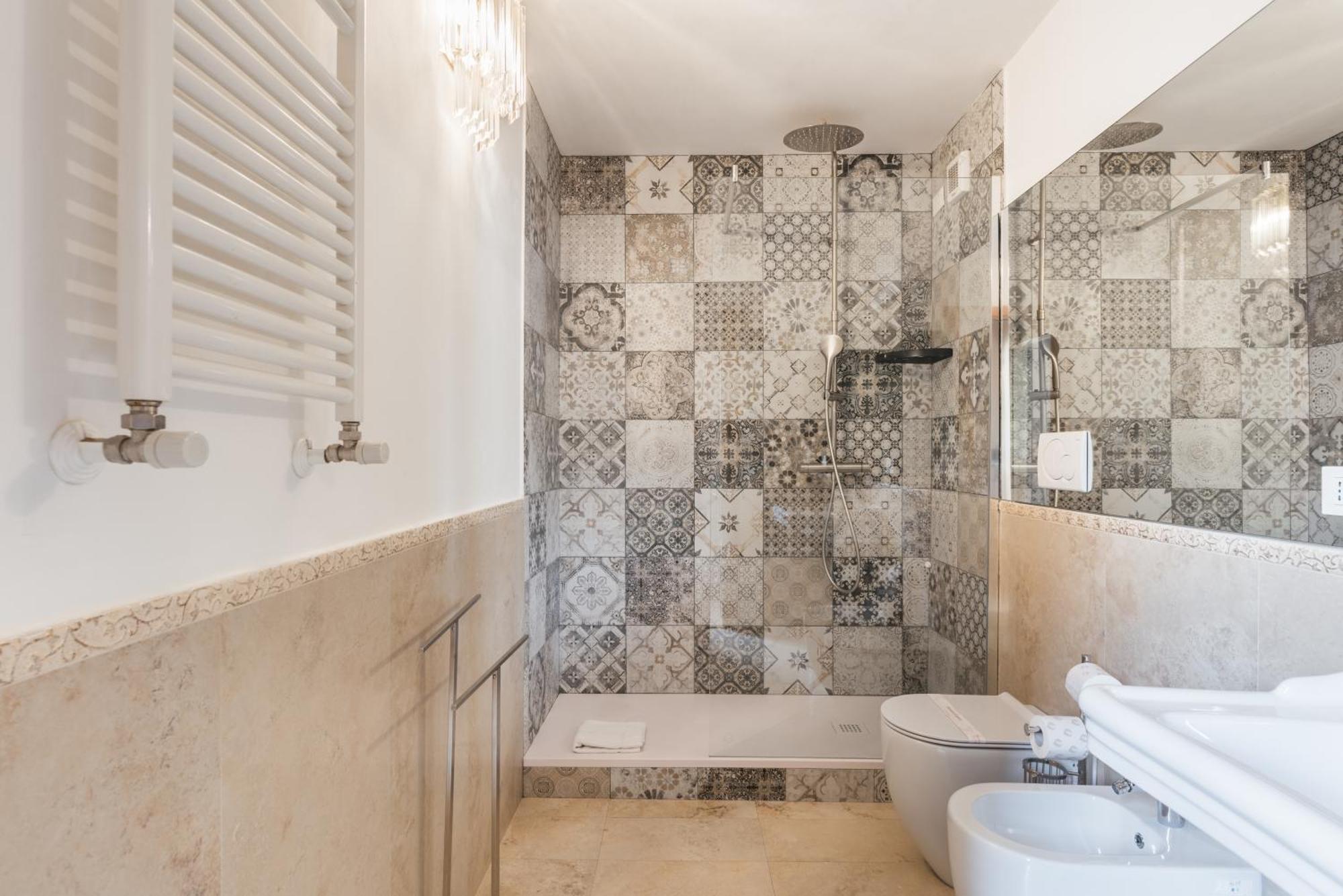 Pensión Penthouse - Private 3*