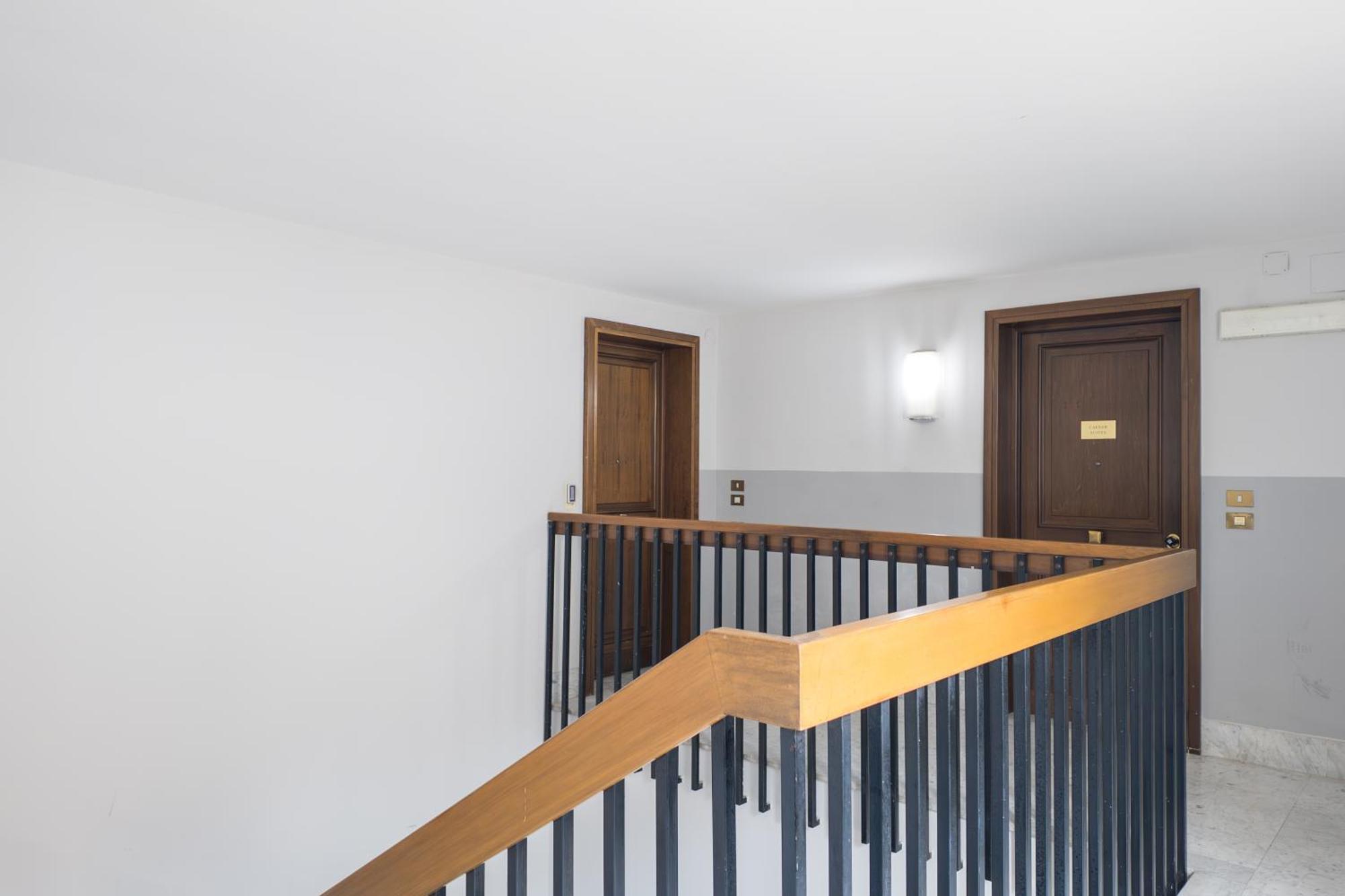 Pensión Penthouse - Private 3*